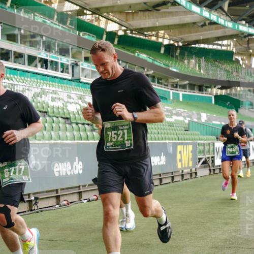 13.09.2026 - 21. swb-Marathon Bremen Michael Burmester http://msf.ph/oto/10458095 13.09.2026 12:54:11 Laufen im Stadion 102, 145, 161, 189, 201, 313, 376, 385, 461, 472, 481, 541, 560, 615, 616, 666, 675, 696, 740, 755, 816, 827, 982, 985, 987, 1053, 1056, 1076, 1207, 1419, 1433, 1445, 1468, 1528, 1551, 1599, 1631, 1658, 1664, 1704, 1707, 1814, 2055, 2280, 2350, 2362, 2383, 2390, 2401, 2422, 2454, 2474, 2499, 2623, 2701, 2733, 2801, 2820, 2824, 2858, 2870, 2882, 2913, 2922, 2962, 2971, 2997, 3012, 3054, 3134, 3175, 3206, 3236, 3241, 3356, 3357, 3362, 3413 meine-sportfotos.de