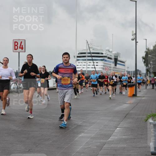 13.09.2026 - Kiel Lauf Andreas Tolksdorf http://msf.ph/oto/10458174 13.09.2026 11:59:21 Kiellinie 4, 4574, 3 meine-sportfotos.de