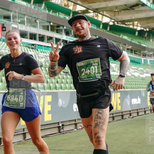 13.09.2026 - 21. swb-Marathon Bremen Michael Burmester http://msf.ph/oto/10458247 13.09.2026 12:54:13 Laufen im Stadion 102, 145, 161, 189, 201, 313, 376, 385, 461, 472, 481, 495, 541, 560, 615, 616, 666, 675, 696, 740, 755, 816, 827, 982, 985, 987, 1053, 1056, 1076, 1207, 1390, 1419, 1433, 1445, 1468, 1528, 1551, 1599, 1631, 1658, 1664, 1704, 1707, 1814, 2055, 2234, 2280, 2350, 2362, 2383, 2390, 2401, 2422, 2454, 2474, 2499, 2623, 2701, 2733, 2801, 2820, 2824, 2858, 2870, 2882, 2913, 2922, 2962, 2971, 2997, 3012, 3054, 3134, 3175, 3206, 3236, 3241, 3356, 3357, 3362, 3413 meine-sportfotos.de