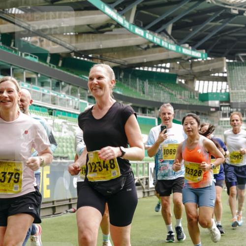 13.09.2026 - 21. swb-Marathon Bremen Michael Burmester http://msf.ph/oto/10458290 13.09.2026 10:33:45 Laufen im Stadion 10018, 10067, 10078, 10166, 10177, 10184, 10203, 10211, 10226, 10236, 10240, 10243, 10249, 10254, 10256, 10297, 10300, 10322, 10355, 10356, 10365, 10372, 10374, 10379, 10383, 10394, 10408, 10415, 10423, 10428, 10460, 10486, 10494, 10530, 10550, 10565, 10578, 10604, 10668, 10669, 10670, 10673, 10675, 10687, 10691, 10699, 10700, 10707, 10721, 10728, 10745, 10749, 10750, 10771, 10772, 10787, 10788, 10794, 10809, 10828, 10857, 10914, 11126, 11343 meine-sportfotos.de