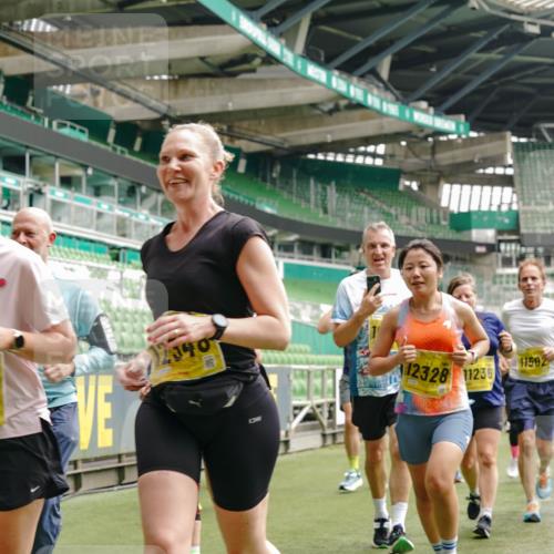13.09.2026 - 21. swb-Marathon Bremen Michael Burmester http://msf.ph/oto/10458298 13.09.2026 10:33:45 Laufen im Stadion 10018, 10067, 10078, 10166, 10177, 10184, 10203, 10211, 10226, 10236, 10240, 10243, 10249, 10254, 10256, 10297, 10300, 10322, 10355, 10356, 10365, 10372, 10374, 10379, 10383, 10394, 10408, 10415, 10423, 10428, 10460, 10486, 10494, 10530, 10550, 10565, 10578, 10604, 10668, 10669, 10670, 10673, 10675, 10687, 10691, 10699, 10700, 10707, 10721, 10728, 10745, 10749, 10750, 10771, 10772, 10787, 10788, 10794, 10809, 10828, 10857, 10914, 11126, 11343 meine-sportfotos.de