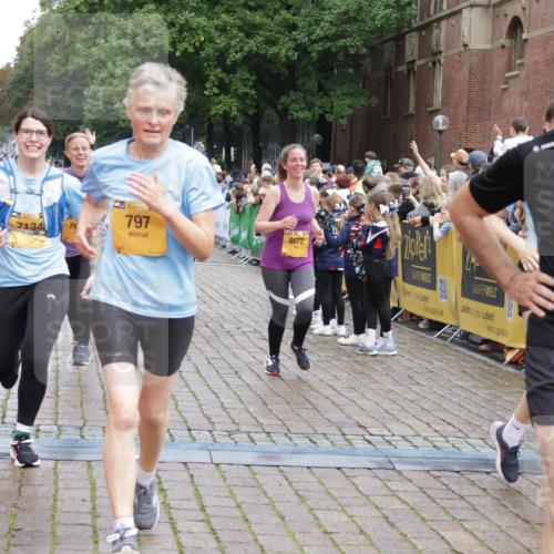 13.09.2026 - Kiel Lauf Yannick Fuchs http://msf.ph/oto/10458308 13.09.2026 09:50:43 Ziel 797, 3838, 4145, 4389, 5851, 6455, 6592, 7134, 7585, 7662, 7694, 8405, 8407, 8672, 9550, 9990, 10155, 10333, 10865, 11652, 1366, 1545, 2811, 2816, 3289, 3561, 3698, 4229, 5184, 5254, 5535, 5596, 5619, 7864, 8023, 8042, 9109, 9549, 9683, 9793, 10108, 10302, 10487, 10491, 10548, 10653, 12319, 12705, 249, 468, 763, 764, 1373, 1776, 1949, 2056, 3723, 5235, 6115, 6118, 6138, 6336, 6647, 6794, 6829, 6893, 7449, 7528, 9551, 11047, 11141, 12103, 12727, 12834 meine-sportfotos.de