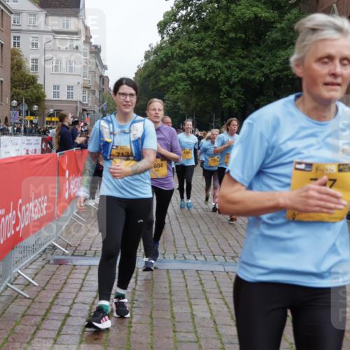13.09.2026 - Kiel Lauf Yannick Fuchs http://msf.ph/oto/10458355 13.09.2026 09:50:44 Ziel 797, 3838, 4145, 4389, 5851, 6455, 6592, 7134, 7585, 7662, 7694, 8405, 8407, 8672, 9550, 9990, 10155, 10333, 10865, 11652, 1366, 1545, 2811, 2816, 3289, 3561, 3698, 4229, 5184, 5254, 5535, 5596, 6592, 7585, 7864, 8023, 8042, 9109, 9549, 9683, 9793, 10302, 10548, 12319, 12705, 249, 468, 763, 764, 1373, 1776, 1949, 2056, 3723, 5235, 6115, 6118, 6138, 6336, 6647, 6794, 6829, 6893, 7449, 7528, 9551, 11047, 11141, 12103, 12727, 12834 meine-sportfotos.de