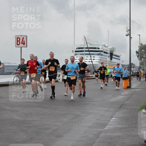 13.09.2026 - Kiel Lauf Andreas Tolksdorf http://msf.ph/oto/10458359 13.09.2026 11:59:29 Kiellinie 5109, 4, 12002, 705 meine-sportfotos.de