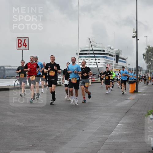 13.09.2026 - Kiel Lauf Andreas Tolksdorf http://msf.ph/oto/10458371 13.09.2026 11:59:29 Kiellinie 5109, 4, 12002, 3 meine-sportfotos.de