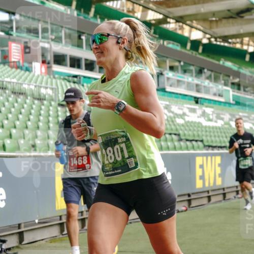 13.09.2026 - 21. swb-Marathon Bremen Michael Burmester http://msf.ph/oto/10458392 13.09.2026 12:54:18 Laufen im Stadion 102, 145, 161, 189, 201, 313, 376, 385, 461, 472, 481, 495, 541, 560, 615, 616, 666, 675, 696, 740, 755, 816, 827, 982, 985, 987, 1053, 1056, 1076, 1207, 1390, 1419, 1433, 1445, 1468, 1528, 1551, 1599, 1631, 1658, 1664, 1704, 1707, 1814, 2055, 2125, 2234, 2280, 2350, 2362, 2383, 2390, 2401, 2422, 2454, 2474, 2499, 2623, 2701, 2733, 2801, 2820, 2824, 2858, 2870, 2882, 2913, 2922, 2962, 2971, 2997, 3012, 3054, 3134, 3175, 3206, 3241, 3246, 3346, 3356, 3357, 3362, 3413 meine-sportfotos.de