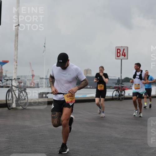 13.09.2026 - Kiel Lauf Andreas Tolksdorf http://msf.ph/oto/10458424 13.09.2026 11:59:41 Kiellinie 39, 3251, 9442, 2, 7705, 4 meine-sportfotos.de