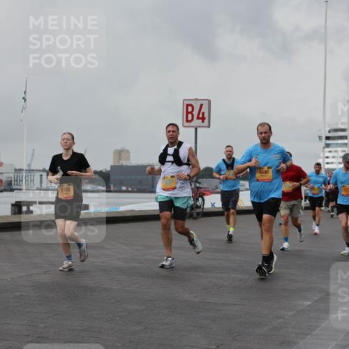 13.09.2026 - Kiel Lauf Andreas Tolksdorf http://msf.ph/oto/10458457 13.09.2026 11:59:42 Kiellinie 7705, 4, 4698, 3255, 3 meine-sportfotos.de