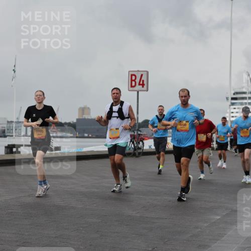 13.09.2026 - Kiel Lauf Andreas Tolksdorf http://msf.ph/oto/10458460 13.09.2026 11:59:42 Kiellinie 7705, 4, 4698, 3 meine-sportfotos.de