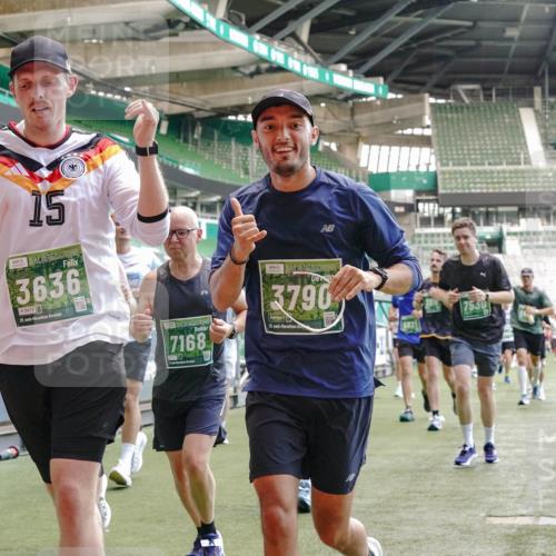 13.09.2026 - 21. swb-Marathon Bremen Michael Burmester http://msf.ph/oto/10458512 13.09.2026 13:11:48 Laufen im Stadion 118, 265, 373, 514, 581, 703, 843, 984, 1113, 1226, 1286, 1334, 1435, 1738, 1849, 1851, 1894, 1936, 1952, 1967, 2202, 2248, 2281, 2284, 2299, 2330, 2333, 2336, 2339, 2342, 2353, 2375, 2377, 2398, 2426, 2432, 2443, 2505, 2531, 2589, 2654, 2659, 2669, 2673, 2682, 2784, 2804, 2815, 2819, 2822, 2836, 2850, 2907, 2932, 2963, 2966, 2976, 3026, 3027, 3079, 3082, 3089, 3143, 3155, 3159, 3174, 3207, 3208, 3308, 3328, 3349, 3352, 3370, 3409, 3410, 3470, 3549, 551 meine-sportfotos.de