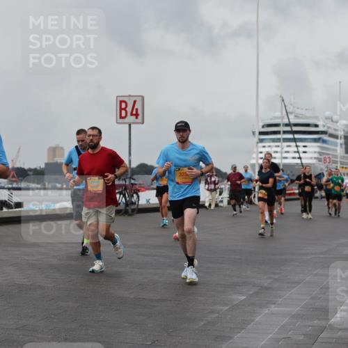 13.09.2026 - Kiel Lauf Andreas Tolksdorf http://msf.ph/oto/10458531 13.09.2026 11:59:44 Kiellinie 14, 39, 4698, 4, 325 meine-sportfotos.de