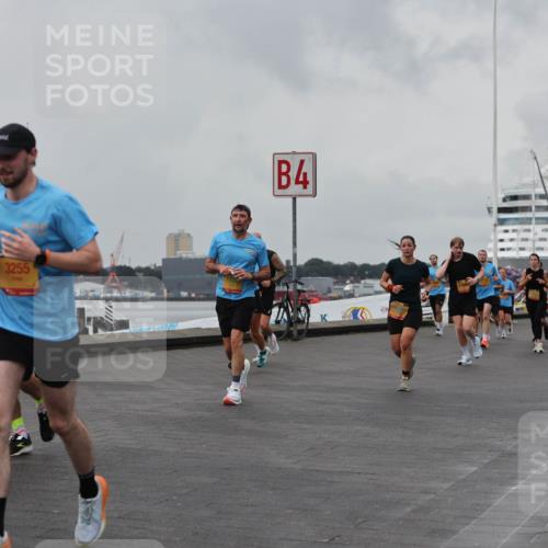 13.09.2026 - Kiel Lauf Andreas Tolksdorf http://msf.ph/oto/10458575 13.09.2026 11:59:46 Kiellinie 3255, 4, 3 meine-sportfotos.de