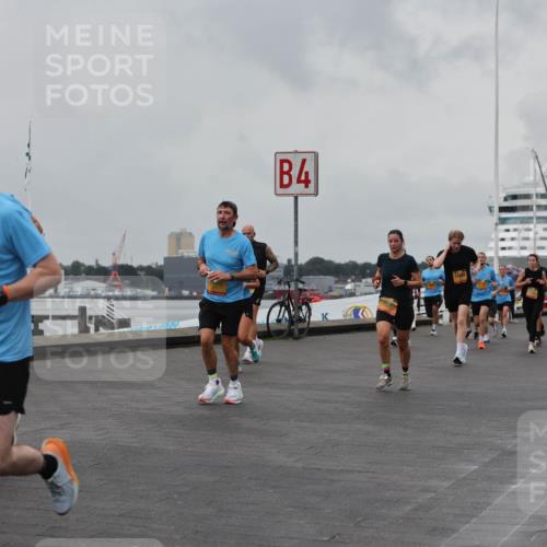 13.09.2026 - Kiel Lauf Andreas Tolksdorf http://msf.ph/oto/10458588 13.09.2026 11:59:46 Kiellinie 4 meine-sportfotos.de