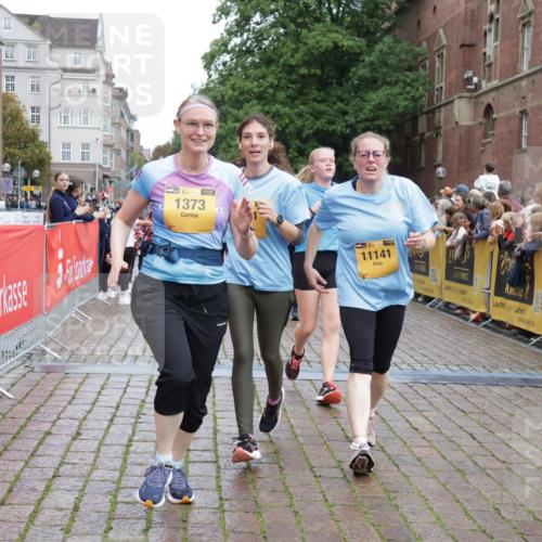 13.09.2026 - Kiel Lauf Yannick Fuchs http://msf.ph/oto/10458639 13.09.2026 09:51:00 Ziel 249, 468, 763, 764, 1373, 1776, 1949, 2056, 3723, 5235, 6115, 6118, 6138, 6336, 6647, 6794, 6829, 6893, 7449, 7528, 9551, 11047, 11141, 12103, 12727, 12834, 797, 1545, 2811, 2816, 3289, 3561, 3698, 3838, 4145, 4229, 4389, 5851, 6455, 6592, 6893, 7134, 7585, 7662, 7694, 8405, 8407, 8672, 9109, 9550, 9990, 10155, 10302, 10333, 10865, 11652, 12319, 12705, 232, 940, 956, 2466, 2777, 4217, 5445, 6009, 6923, 10626, 2811, 2816, 4229, 5184, 5254, 8023 meine-sportfotos.de