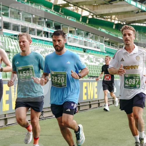 13.09.2026 - 21. swb-Marathon Bremen Michael Burmester http://msf.ph/oto/10458652 13.09.2026 12:54:23 Laufen im Stadion 102, 145, 161, 189, 201, 313, 376, 385, 388, 461, 472, 481, 495, 541, 560, 615, 616, 666, 675, 696, 740, 755, 816, 827, 982, 985, 987, 1053, 1056, 1076, 1197, 1207, 1390, 1419, 1433, 1445, 1468, 1528, 1551, 1599, 1631, 1658, 1664, 1704, 1707, 1814, 2055, 2125, 2234, 2251, 2280, 2362, 2383, 2390, 2401, 2422, 2454, 2474, 2499, 2623, 2701, 2733, 2801, 2820, 2824, 2858, 2870, 2882, 2913, 2922, 2962, 2971, 2997, 3012, 3054, 3134, 3175, 3206, 3241, 3246, 3346, 3356, 3357, 3362, 3413 meine-sportfotos.de