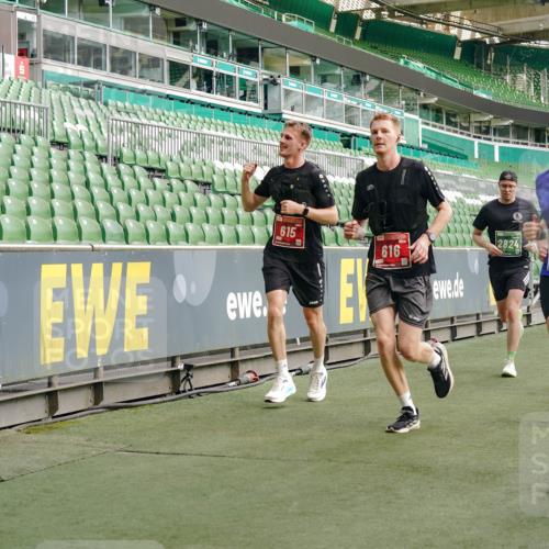 13.09.2026 - 21. swb-Marathon Bremen Michael Burmester http://msf.ph/oto/10458711 13.09.2026 12:54:24 Laufen im Stadion 145, 161, 189, 201, 313, 376, 385, 388, 461, 472, 481, 495, 541, 560, 615, 616, 666, 675, 696, 740, 755, 816, 827, 982, 985, 987, 1053, 1056, 1076, 1197, 1207, 1390, 1419, 1433, 1445, 1468, 1528, 1551, 1599, 1631, 1658, 1664, 1704, 1707, 1814, 2055, 2125, 2234, 2251, 2280, 2362, 2383, 2390, 2401, 2422, 2454, 2474, 2499, 2623, 2701, 2733, 2801, 2820, 2824, 2858, 2870, 2882, 2913, 2922, 2962, 2971, 2997, 3012, 3054, 3134, 3175, 3206, 3241, 3246, 3346, 3356, 3357, 3362, 3413, 3716 meine-sportfotos.de