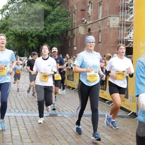 13.09.2026 - Kiel Lauf Yannick Fuchs http://msf.ph/oto/10458728 13.09.2026 09:51:03 Ziel 232, 249, 468, 763, 764, 1373, 1776, 1949, 2056, 2777, 3723, 5445, 6115, 6118, 6138, 6794, 6829, 6923, 7449, 7528, 9551, 10626, 11047, 11141, 12103, 12727, 12834, 797, 1545, 2811, 2816, 3289, 3561, 3838, 4145, 4389, 5235, 5851, 6336, 6455, 6592, 6647, 6893, 7134, 7585, 7662, 7694, 8405, 8407, 8672, 9550, 9990, 10155, 10302, 10333, 10865, 11652, 12319, 12705, 940, 956, 2466, 3089, 4217, 5731, 5913, 6009, 6363, 11852, 2811, 2816, 3561, 4229, 5184 meine-sportfotos.de