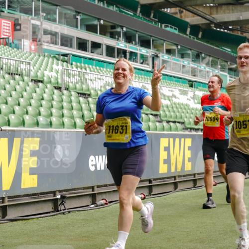 13.09.2026 - 21. swb-Marathon Bremen Michael Burmester http://msf.ph/oto/10458745 13.09.2026 10:33:51 Laufen im Stadion 10018, 10067, 10078, 10147, 10166, 10177, 10184, 10203, 10211, 10226, 10236, 10240, 10243, 10249, 10254, 10297, 10300, 10322, 10355, 10356, 10372, 10374, 10379, 10383, 10394, 10408, 10415, 10423, 10428, 10460, 10486, 10494, 10530, 10550, 10565, 10578, 10604, 10639, 10668, 10669, 10670, 10673, 10675, 10687, 10691, 10699, 10700, 10721, 10728, 10745, 10749, 10750, 10771, 10772, 10787, 10788, 10794, 10809, 10828, 10857, 10914, 11126, 11162, 11343, 11803, 11965 meine-sportfotos.de