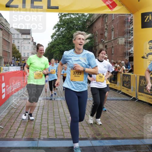 13.09.2026 - Kiel Lauf Yannick Fuchs http://msf.ph/oto/10458762 13.09.2026 09:51:04 Ziel 232, 249, 468, 763, 764, 1373, 1776, 1949, 2056, 2777, 3723, 5445, 6115, 6118, 6138, 6794, 6829, 6923, 7449, 7528, 9551, 10626, 11047, 11141, 12103, 12727, 12834, 763, 797, 1545, 3289, 3561, 3838, 4145, 4389, 5235, 5851, 6336, 6455, 6592, 6647, 6829, 6893, 7134, 7449, 7585, 7662, 7694, 8405, 8407, 8672, 9550, 9990, 10155, 10302, 10333, 10865, 11652, 12319, 12705, 940, 956, 2466, 3089, 4217, 5731, 5913, 6009, 6363, 11852, 1545, 2811, 2816, 3289, 3561, 4229 meine-sportfotos.de