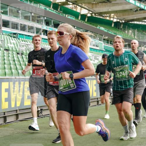 13.09.2026 - 21. swb-Marathon Bremen Michael Burmester http://msf.ph/oto/10458767 13.09.2026 12:54:25 Laufen im Stadion 145, 161, 189, 201, 313, 376, 385, 388, 461, 472, 481, 495, 541, 560, 615, 616, 666, 675, 696, 740, 755, 816, 827, 982, 985, 987, 1053, 1056, 1076, 1197, 1207, 1390, 1419, 1433, 1445, 1468, 1528, 1551, 1599, 1631, 1658, 1664, 1704, 1707, 1814, 2055, 2125, 2234, 2251, 2280, 2362, 2383, 2390, 2401, 2422, 2454, 2474, 2499, 2623, 2701, 2733, 2801, 2820, 2824, 2858, 2870, 2882, 2913, 2922, 2962, 2971, 2997, 3012, 3054, 3134, 3175, 3206, 3241, 3246, 3346, 3356, 3357, 3362, 3413, 3716 meine-sportfotos.de