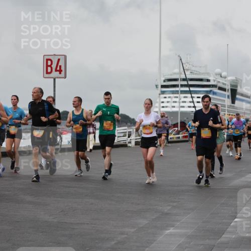 13.09.2026 - Kiel Lauf Andreas Tolksdorf http://msf.ph/oto/10458802 13.09.2026 11:59:52 Kiellinie 1771, 4, 4653, 9072, 3820 meine-sportfotos.de