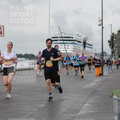 13.09.2026 - Kiel Lauf Andreas Tolksdorf http://msf.ph/oto/10458844 13.09.2026 11:59:54 Kiellinie 4, 9072, 3820, 3 meine-sportfotos.de