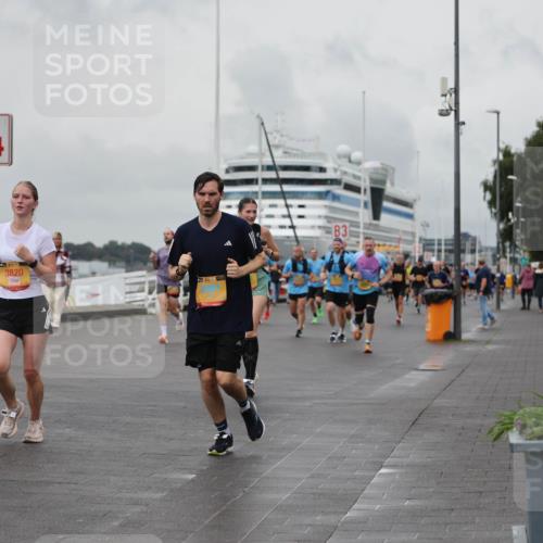 13.09.2026 - Kiel Lauf Andreas Tolksdorf http://msf.ph/oto/10458846 13.09.2026 11:59:54 Kiellinie 4, 7653, 9072, 3820, 3 meine-sportfotos.de