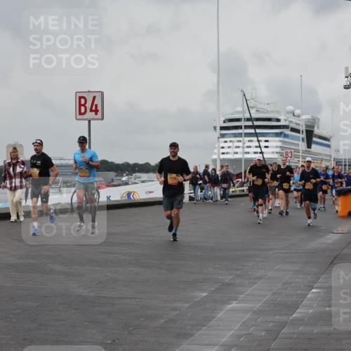 13.09.2026 - Kiel Lauf Andreas Tolksdorf http://msf.ph/oto/10459104 13.09.2026 12:00:09 Kiellinie  meine-sportfotos.de