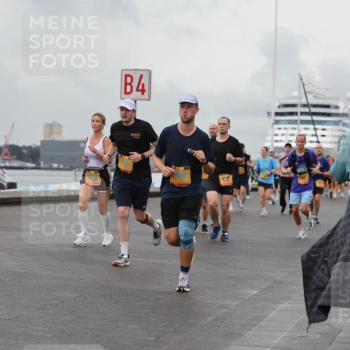 13.09.2026 - Kiel Lauf Andreas Tolksdorf http://msf.ph/oto/10459129 13.09.2026 12:00:15 Kiellinie 4, 2596 meine-sportfotos.de