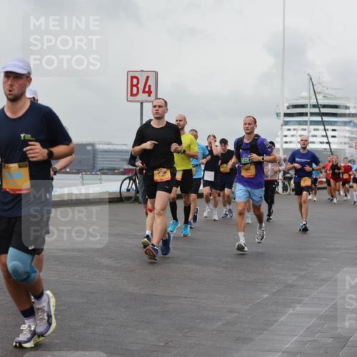13.09.2026 - Kiel Lauf Andreas Tolksdorf http://msf.ph/oto/10459178 13.09.2026 12:00:16 Kiellinie 4, 3 meine-sportfotos.de