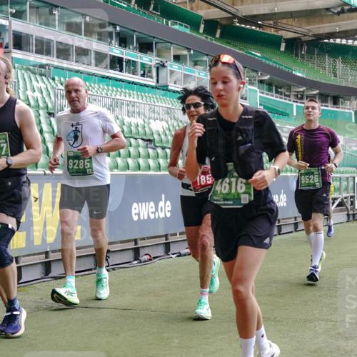 13.09.2026 - 21. swb-Marathon Bremen Michael Burmester http://msf.ph/oto/10459179 13.09.2026 13:11:55 Laufen im Stadion 118, 265, 373, 514, 581, 703, 843, 984, 1113, 1226, 1286, 1334, 1435, 1738, 1849, 1851, 1936, 1952, 1967, 2005, 2248, 2281, 2299, 2330, 2333, 2336, 2342, 2353, 2375, 2377, 2398, 2426, 2432, 2443, 2505, 2531, 2589, 2654, 2659, 2669, 2673, 2765, 2784, 2804, 2815, 2819, 2822, 2836, 2850, 2895, 2907, 2963, 2966, 2976, 3026, 3027, 3079, 3082, 3143, 3155, 3159, 3174, 3207, 3208, 3308, 3328, 3349, 3352, 3370, 3409, 3470, 3549, 551 meine-sportfotos.de