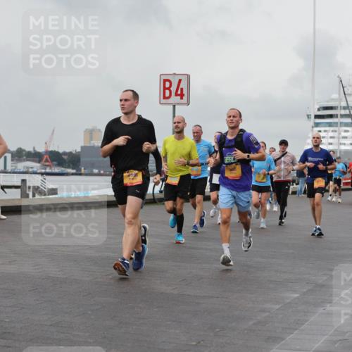 13.09.2026 - Kiel Lauf Andreas Tolksdorf http://msf.ph/oto/10459215 13.09.2026 12:00:17 Kiellinie 4, 10219 meine-sportfotos.de