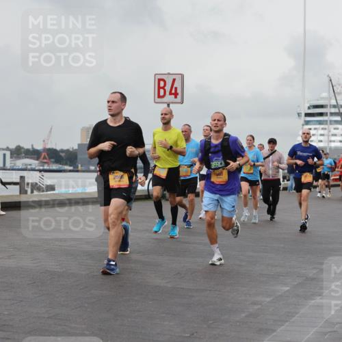 13.09.2026 - Kiel Lauf Andreas Tolksdorf http://msf.ph/oto/10459223 13.09.2026 12:00:17 Kiellinie 4, 2596, 10219 meine-sportfotos.de