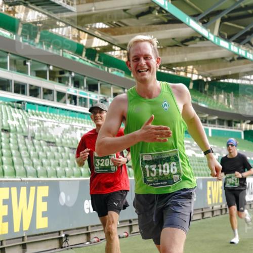 13.09.2026 - 21. swb-Marathon Bremen Michael Burmester http://msf.ph/oto/10459224 13.09.2026 12:54:34 Laufen im Stadion 145, 161, 189, 201, 205, 313, 376, 385, 388, 461, 472, 481, 495, 541, 560, 615, 616, 666, 675, 696, 740, 755, 816, 827, 982, 985, 987, 1053, 1056, 1076, 1197, 1207, 1390, 1419, 1433, 1445, 1468, 1551, 1599, 1631, 1658, 1664, 1704, 1707, 1814, 2055, 2125, 2234, 2251, 2280, 2362, 2383, 2390, 2401, 2422, 2454, 2474, 2499, 2623, 2701, 2733, 2801, 2820, 2824, 2870, 2882, 2913, 2922, 2962, 2971, 2997, 3012, 3054, 3134, 3175, 3206, 3241, 3246, 3346, 3356, 3357, 3413, 3706, 3716, 3836 meine-sportfotos.de