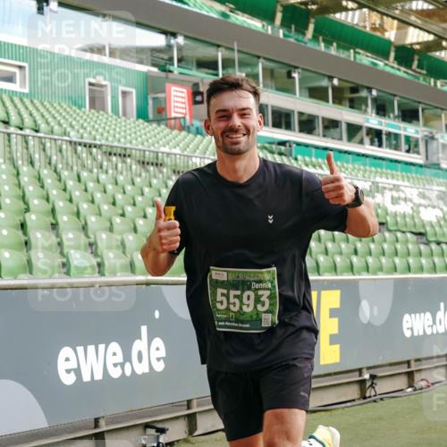 13.09.2026 - 21. swb-Marathon Bremen Michael Burmester http://msf.ph/oto/10459332 13.09.2026 12:54:36 Laufen im Stadion 145, 161, 189, 201, 205, 313, 376, 385, 388, 461, 472, 481, 495, 541, 560, 615, 616, 666, 675, 696, 740, 755, 816, 827, 982, 987, 1053, 1056, 1076, 1197, 1207, 1390, 1419, 1433, 1445, 1468, 1551, 1599, 1631, 1658, 1664, 1704, 1707, 1814, 2055, 2125, 2234, 2251, 2280, 2362, 2383, 2390, 2401, 2422, 2454, 2474, 2499, 2623, 2701, 2733, 2801, 2820, 2824, 2870, 2882, 2913, 2922, 2962, 2971, 2997, 3012, 3054, 3134, 3175, 3206, 3241, 3246, 3346, 3356, 3357, 3413, 3706, 3716, 3836, 4137 meine-sportfotos.de