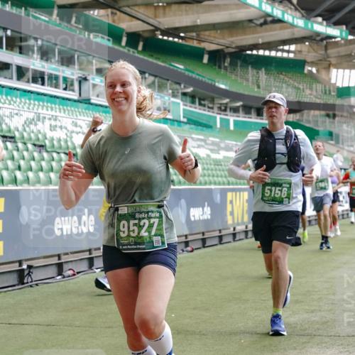 13.09.2026 - 21. swb-Marathon Bremen Michael Burmester http://msf.ph/oto/10459378 13.09.2026 13:11:57 Laufen im Stadion 118, 265, 373, 514, 581, 703, 843, 984, 1113, 1226, 1286, 1334, 1435, 1738, 1849, 1851, 1936, 1952, 1967, 2005, 2248, 2281, 2299, 2330, 2333, 2336, 2353, 2375, 2377, 2398, 2426, 2432, 2443, 2505, 2531, 2589, 2654, 2659, 2669, 2673, 2765, 2784, 2804, 2815, 2819, 2822, 2836, 2850, 2895, 2907, 2963, 2966, 2975, 2976, 3026, 3027, 3079, 3082, 3143, 3155, 3159, 3174, 3207, 3208, 3308, 3328, 3349, 3352, 3370, 3409, 3434, 3470, 3549, 551 meine-sportfotos.de