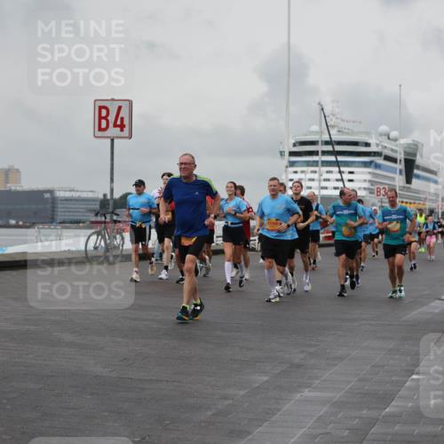 13.09.2026 - Kiel Lauf Andreas Tolksdorf http://msf.ph/oto/10459417 13.09.2026 12:00:24 Kiellinie 12483, 000, 4, 3 meine-sportfotos.de