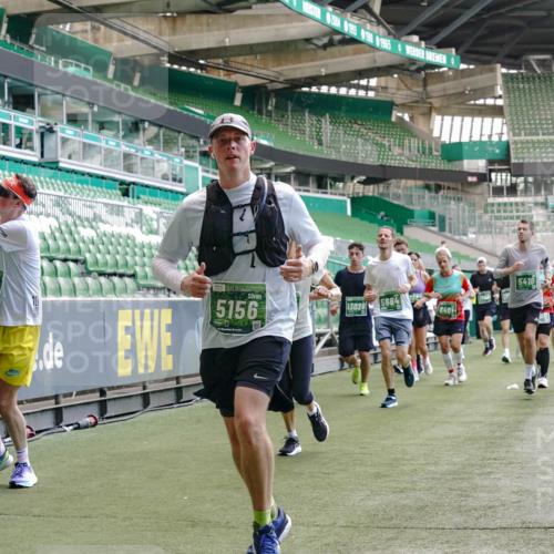 13.09.2026 - 21. swb-Marathon Bremen Michael Burmester http://msf.ph/oto/10459420 13.09.2026 13:11:58 Laufen im Stadion 118, 265, 373, 514, 581, 703, 843, 984, 1113, 1226, 1286, 1334, 1435, 1738, 1849, 1851, 1936, 1952, 1967, 2005, 2248, 2281, 2299, 2330, 2333, 2336, 2353, 2375, 2377, 2398, 2426, 2432, 2443, 2505, 2531, 2589, 2654, 2659, 2669, 2673, 2765, 2784, 2804, 2815, 2819, 2822, 2836, 2850, 2895, 2907, 2963, 2966, 2975, 2976, 3026, 3027, 3079, 3082, 3143, 3155, 3159, 3174, 3207, 3208, 3308, 3328, 3349, 3352, 3409, 3434, 3470, 3549, 551 meine-sportfotos.de