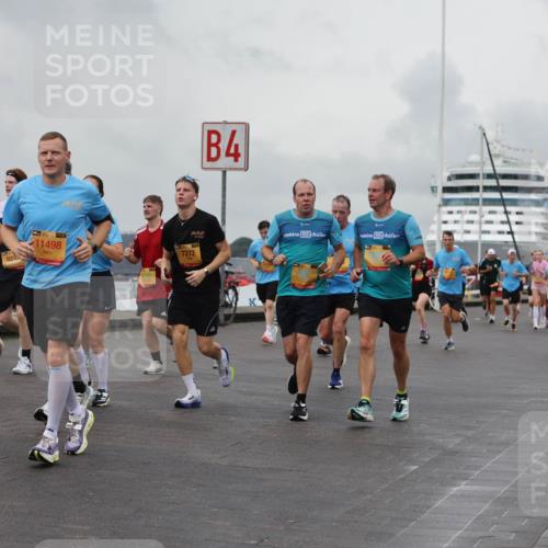 13.09.2026 - Kiel Lauf Andreas Tolksdorf http://msf.ph/oto/10459447 13.09.2026 12:00:28 Kiellinie 924, 11498, 4, 7272, 3 meine-sportfotos.de
