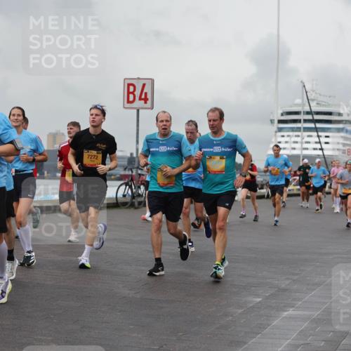 13.09.2026 - Kiel Lauf Andreas Tolksdorf http://msf.ph/oto/10459464 13.09.2026 12:00:28 Kiellinie 11498, 7272, 4, 3 meine-sportfotos.de