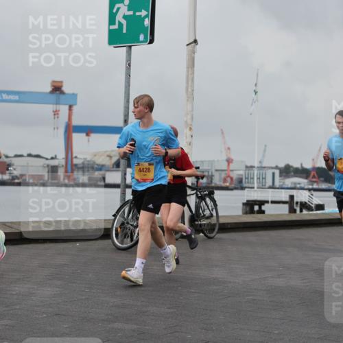 13.09.2026 - Kiel Lauf Andreas Tolksdorf http://msf.ph/oto/10459525 13.09.2026 12:00:34 Kiellinie 7336, 4428, 9753 meine-sportfotos.de