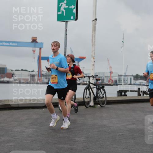 13.09.2026 - Kiel Lauf Andreas Tolksdorf http://msf.ph/oto/10459538 13.09.2026 12:00:34 Kiellinie 4, 38, 7336, 3, 38, 4428, 9753 meine-sportfotos.de