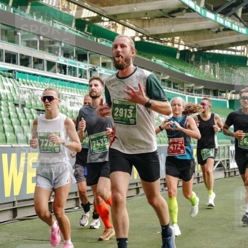 13.09.2026 - 21. swb-Marathon Bremen Michael Burmester http://msf.ph/oto/10459541 13.09.2026 12:54:39 Laufen im Stadion 145, 161, 189, 201, 205, 313, 376, 385, 388, 461, 472, 481, 495, 541, 560, 615, 616, 666, 675, 696, 740, 755, 816, 827, 982, 1053, 1076, 1197, 1207, 1390, 1419, 1433, 1445, 1468, 1551, 1599, 1631, 1658, 1664, 1707, 1814, 2055, 2125, 2234, 2251, 2280, 2362, 2383, 2390, 2401, 2422, 2454, 2474, 2499, 2623, 2701, 2733, 2801, 2824, 2870, 2882, 2913, 2922, 2962, 2971, 2997, 3012, 3054, 3134, 3175, 3206, 3241, 3246, 3346, 3356, 3357, 3413, 3706, 3716, 3836, 4137 meine-sportfotos.de