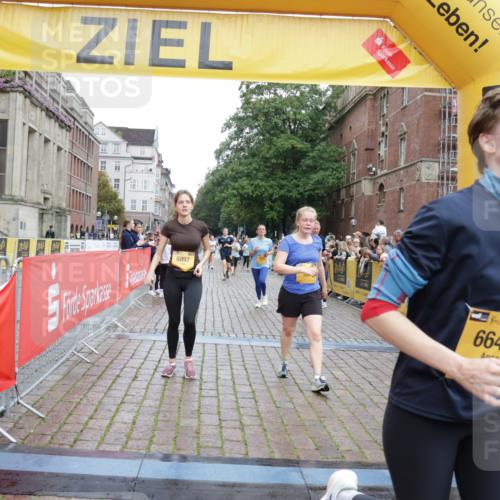 13.09.2026 - Kiel Lauf Yannick Fuchs http://msf.ph/oto/10459598 13.09.2026 09:51:38 Ziel 714, 840, 3674, 4822, 4907, 5595, 6057, 6188, 6648, 7622, 8097, 9829, 9833, 11173, 11233, 11494, 12107, 232, 940, 956, 2056, 2466, 2483, 2777, 3089, 4217, 4615, 5445, 5731, 5913, 6009, 6363, 6923, 8150, 10626, 11143, 11552, 11852, 11997, 803, 1100, 1309, 1967, 1999, 2002, 4230, 7007, 7302, 10048, 11832, 11834, 12630, 249, 468, 764, 1373, 1776, 2056, 3723, 5445, 6115, 6118, 6794, 7528, 9551 meine-sportfotos.de