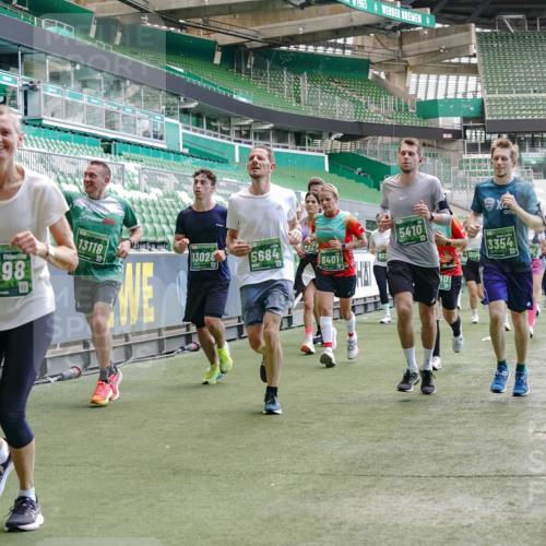 13.09.2026 - 21. swb-Marathon Bremen Michael Burmester http://msf.ph/oto/10459670 13.09.2026 13:12:00 Laufen im Stadion 118, 265, 373, 514, 581, 703, 843, 984, 1113, 1226, 1286, 1334, 1435, 1738, 1849, 1851, 1936, 1952, 1967, 2005, 2248, 2281, 2299, 2330, 2333, 2336, 2353, 2375, 2377, 2398, 2426, 2432, 2443, 2505, 2531, 2589, 2654, 2659, 2669, 2673, 2765, 2784, 2804, 2815, 2819, 2822, 2836, 2850, 2860, 2895, 2907, 2963, 2966, 2975, 2976, 3026, 3027, 3079, 3082, 3143, 3155, 3159, 3174, 3207, 3208, 3308, 3328, 3349, 3352, 3409, 3434, 3470, 3549, 551 meine-sportfotos.de