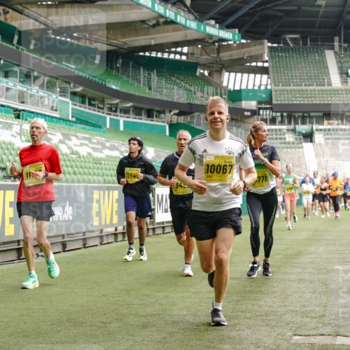 13.09.2026 - 21. swb-Marathon Bremen Michael Burmester http://msf.ph/oto/10459686 13.09.2026 10:34:03 Laufen im Stadion 10018, 10067, 10078, 10147, 10166, 10177, 10184, 10203, 10211, 10236, 10240, 10254, 10297, 10300, 10355, 10356, 10367, 10368, 10369, 10372, 10374, 10379, 10383, 10394, 10408, 10415, 10423, 10428, 10460, 10485, 10494, 10530, 10550, 10559, 10578, 10604, 10639, 10668, 10669, 10673, 10675, 10687, 10691, 10699, 10700, 10728, 10745, 10749, 10750, 10772, 10787, 10788, 10794, 10809, 10828, 10857, 10914, 10928, 11126, 11162, 11343, 11803, 11965, 10146, 10222 meine-sportfotos.de