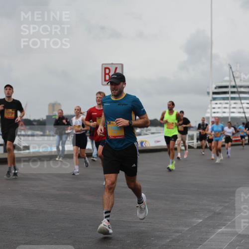 13.09.2026 - Kiel Lauf Andreas Tolksdorf http://msf.ph/oto/10459723 13.09.2026 12:00:40 Kiellinie 700, 12335 meine-sportfotos.de