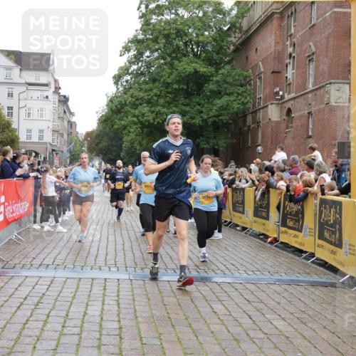 13.09.2026 - Kiel Lauf Yannick Fuchs http://msf.ph/oto/10459724 13.09.2026 09:51:45 Ziel 1309, 1967, 1999, 2002, 5595, 6188, 7302, 7622, 9829, 9833, 11173, 714, 840, 940, 956, 2466, 2483, 3089, 3674, 4217, 4615, 4822, 4907, 5731, 5913, 6009, 6057, 6363, 6648, 8097, 8150, 11143, 11233, 11494, 11552, 11852, 11997, 12107, 803, 896, 1100, 1899, 4132, 4230, 7007, 8729, 9616, 10048, 11300, 11444, 11445, 11832, 11834, 12630, 232, 2056, 2777, 4217, 5445, 6009, 6923, 10626 meine-sportfotos.de