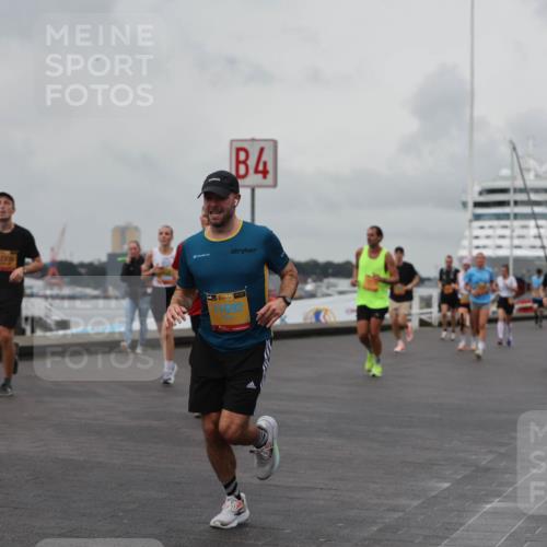 13.09.2026 - Kiel Lauf Andreas Tolksdorf http://msf.ph/oto/10459731 13.09.2026 12:00:40 Kiellinie 4, 38, 1692 meine-sportfotos.de