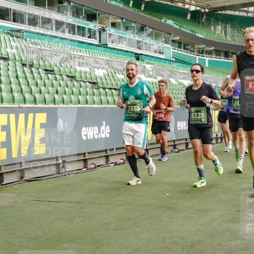 13.09.2026 - 21. swb-Marathon Bremen Michael Burmester http://msf.ph/oto/10459778 13.09.2026 12:54:44 Laufen im Stadion 145, 161, 189, 201, 205, 313, 376, 385, 388, 461, 472, 481, 495, 541, 560, 615, 616, 666, 675, 696, 740, 816, 827, 982, 1053, 1076, 1197, 1207, 1390, 1419, 1433, 1445, 1468, 1551, 1599, 1631, 1658, 1707, 1814, 2055, 2125, 2234, 2251, 2280, 2319, 2362, 2383, 2390, 2401, 2422, 2454, 2474, 2499, 2623, 2701, 2733, 2801, 2824, 2870, 2882, 2913, 2922, 2962, 2971, 2997, 3012, 3054, 3134, 3175, 3206, 3241, 3246, 3346, 3356, 3357, 3413, 3706, 3716, 3836, 4137, 6106 meine-sportfotos.de